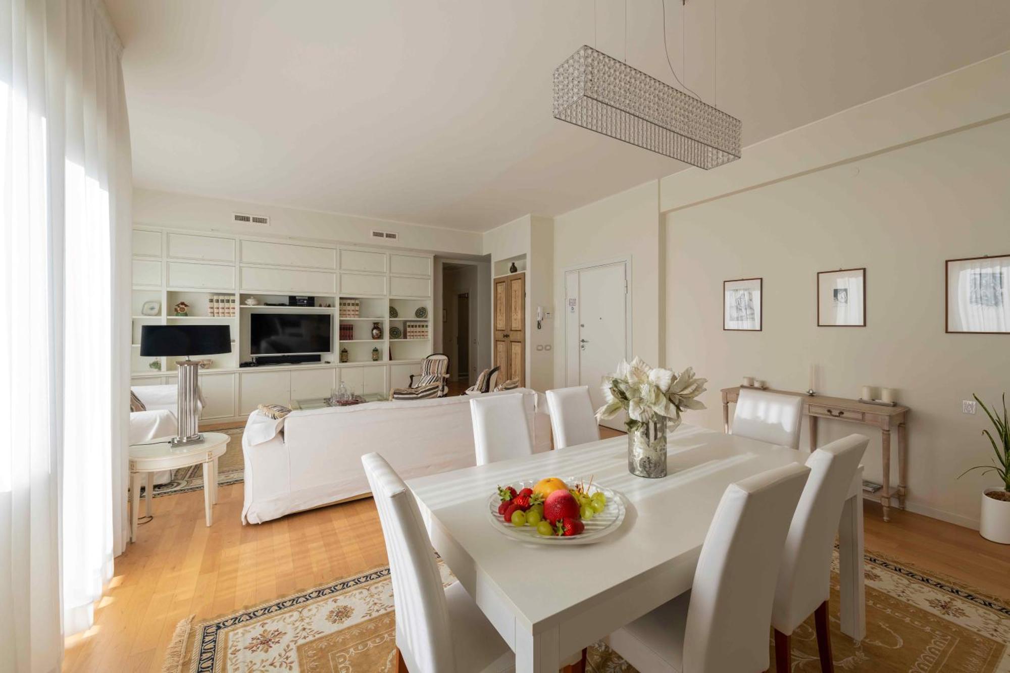 Casa Gramsci Luxury Apartment 佩萨罗 外观 照片